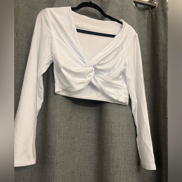 Long Sleeve Crop Tops for Women Tie Front V Neck Womens Sexy Tops Trendy - Picture 6 of 7